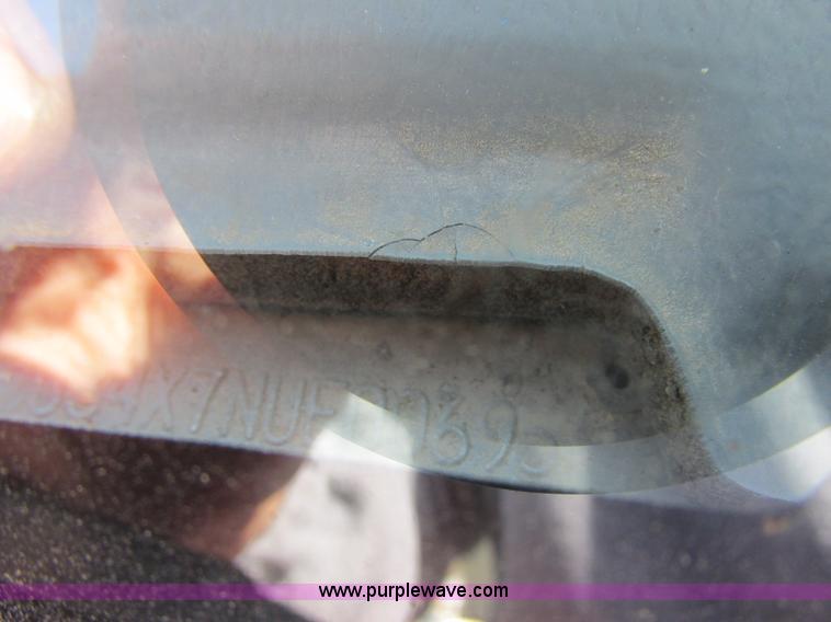 image for item J6738 1992 Ford Explorer SUV