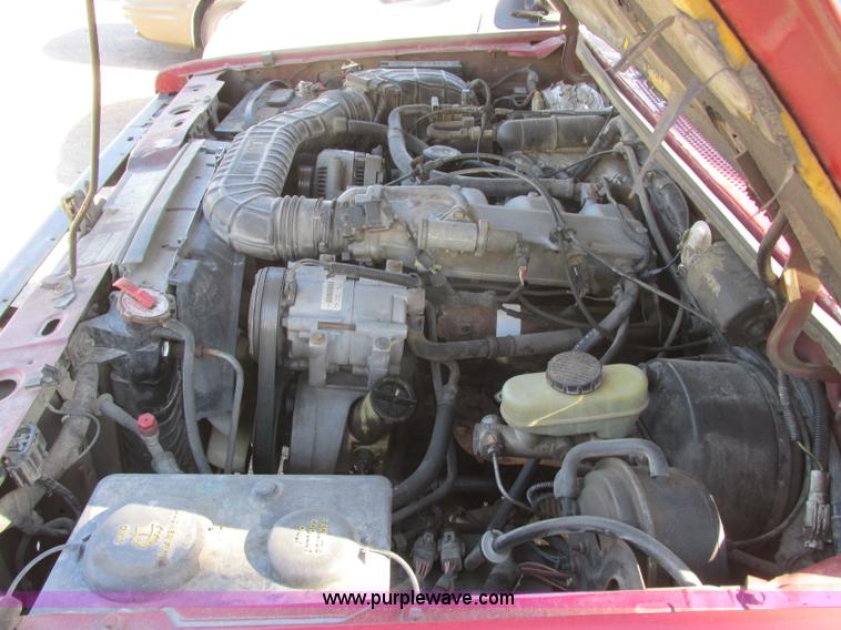 image for item J6738 1992 Ford Explorer SUV