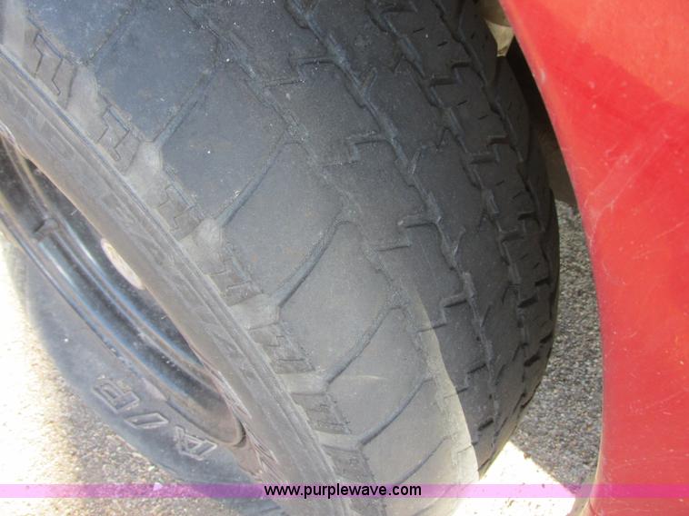 image for item J6738 1992 Ford Explorer SUV