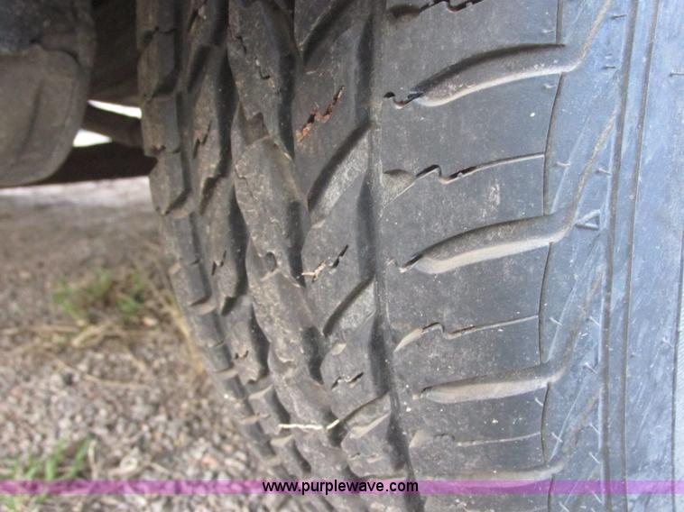 image for item J6739 1993 Toyota Camry LE