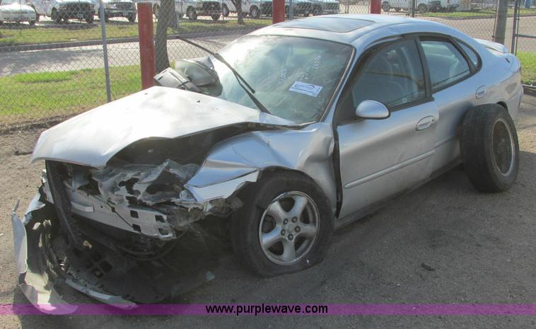 image for item J6741 2002 Ford Taurus SES