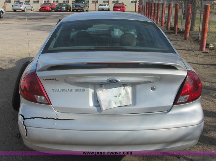 image for item J6741 2002 Ford Taurus SES