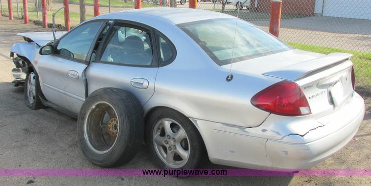image for item J6741 2002 Ford Taurus SES