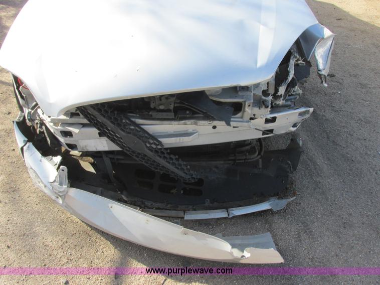 image for item J6741 2002 Ford Taurus SES