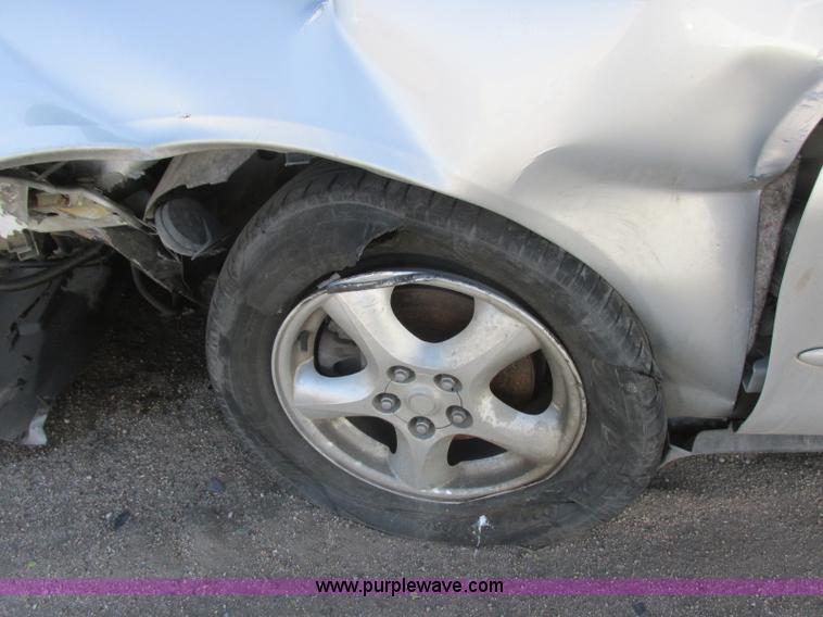 image for item J6741 2002 Ford Taurus SES