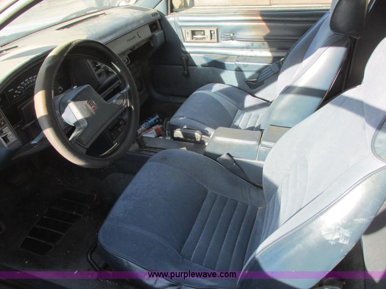 image for item J6742 1991 Oldsmobile Cutlass Calais