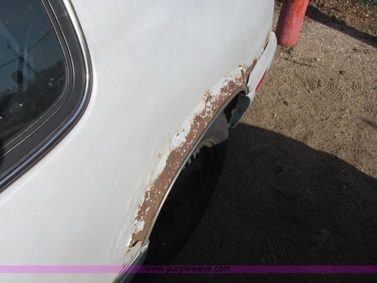 image for item J6742 1991 Oldsmobile Cutlass Calais