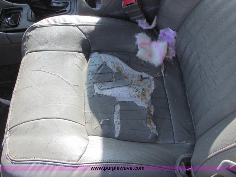 image for item J6743 2000 Chevrolet Impala LS