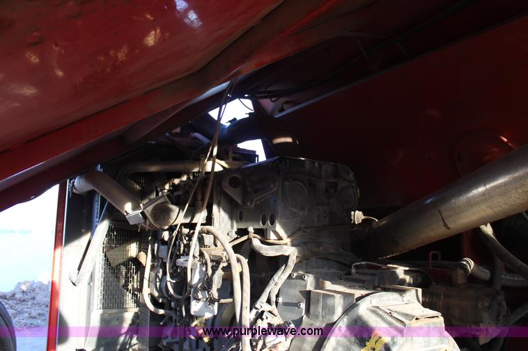 image for item AO9537 2008 Versa Bagger ID 1014 silage tube bagger