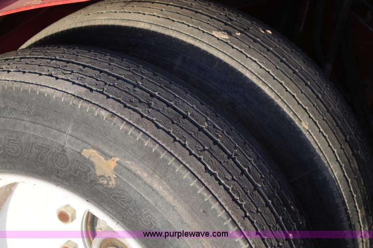 image for item AO9537 2008 Versa Bagger ID 1014 silage tube bagger