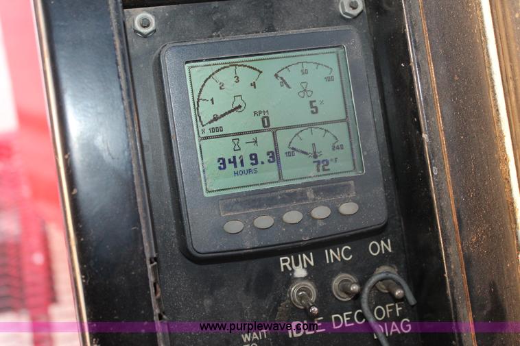 image for item AO9537 2008 Versa Bagger ID 1014 silage tube bagger