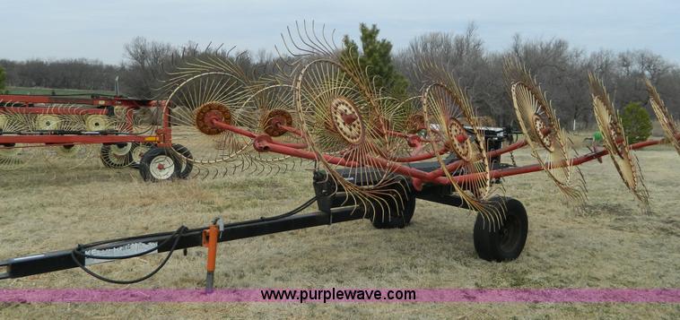 image for item AQ9253 Kelderman 10 wheel hay rake