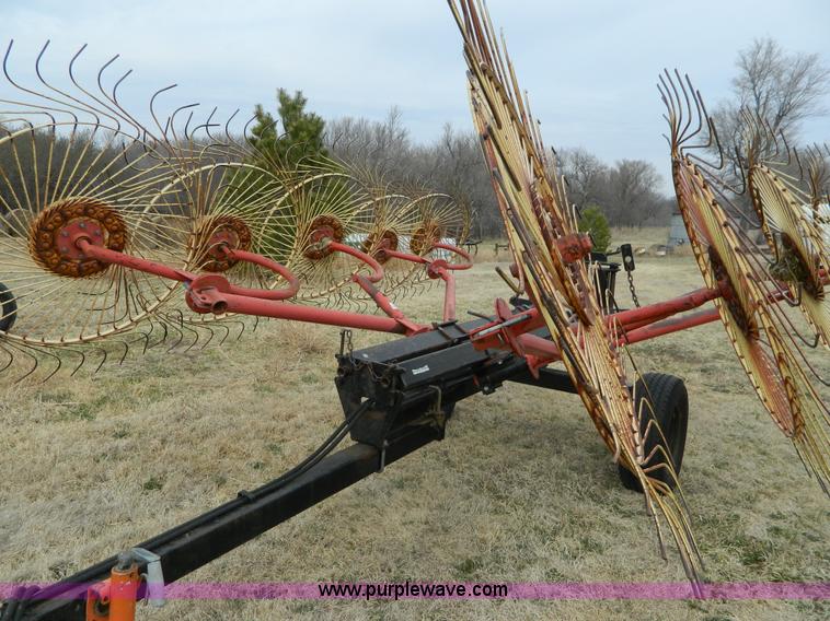 image for item AQ9253 Kelderman 10 wheel hay rake