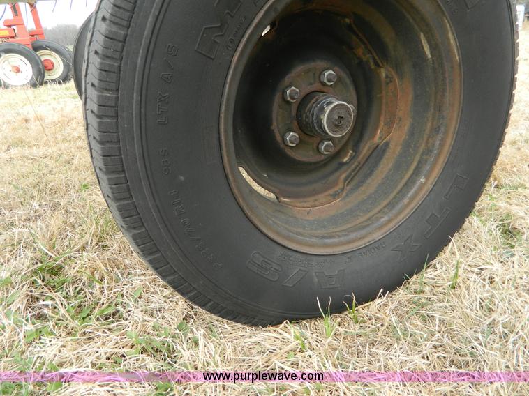 image for item AQ9253 Kelderman 10 wheel hay rake