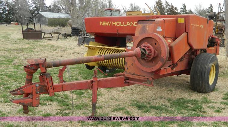 image for item AQ9260 New Holland 278 small square baler
