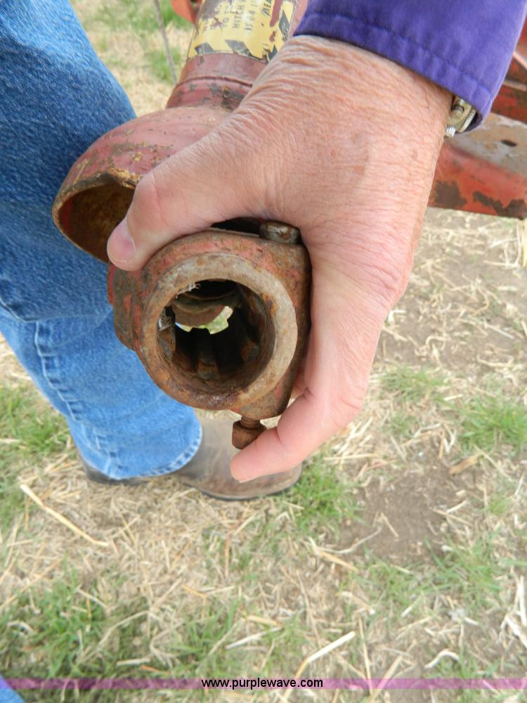 image for item AQ9260 New Holland 278 small square baler