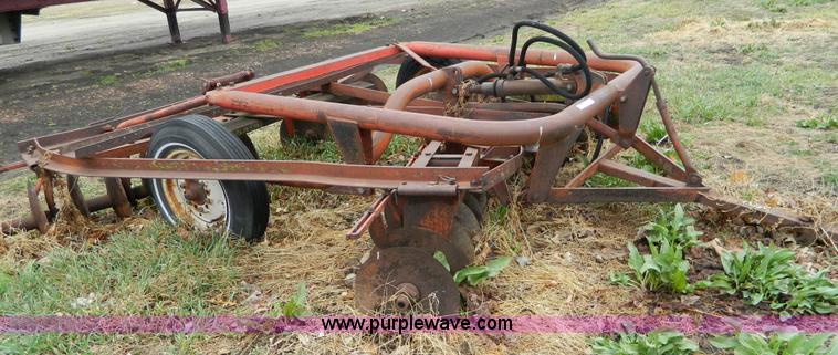 image for item AQ9264 Ford L Series tandem disk