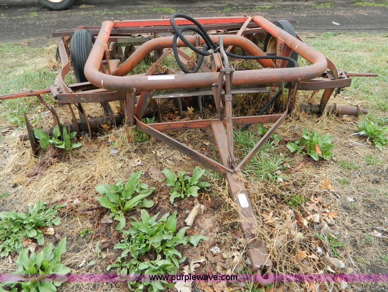 image for item AQ9264 Ford L Series tandem disk