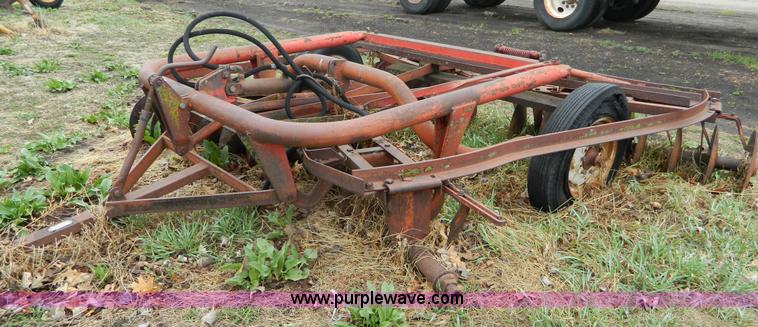 image for item AQ9264 Ford L Series tandem disk