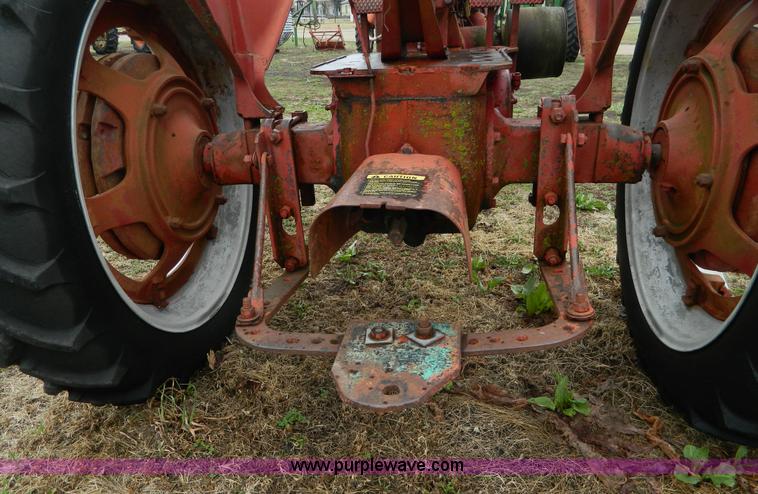 image for item AQ9265 Farmall H row crop tractor