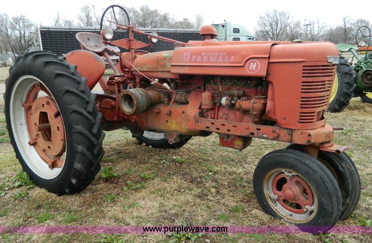 image for item AQ9265 Farmall H row crop tractor