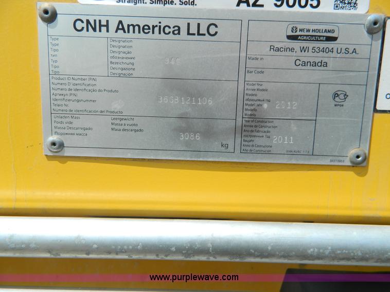 image for item AZ9005 2012 New Holland 94C draper head