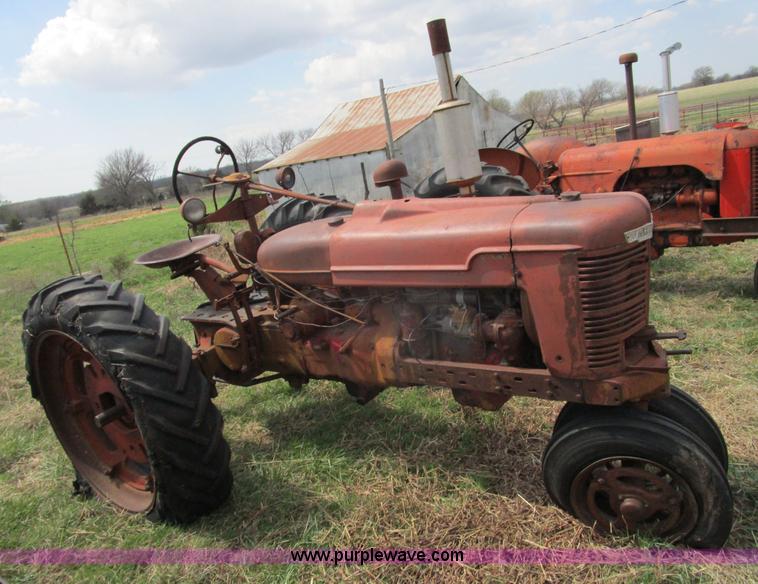 image for item BA9330 1948 Farmall H tractor