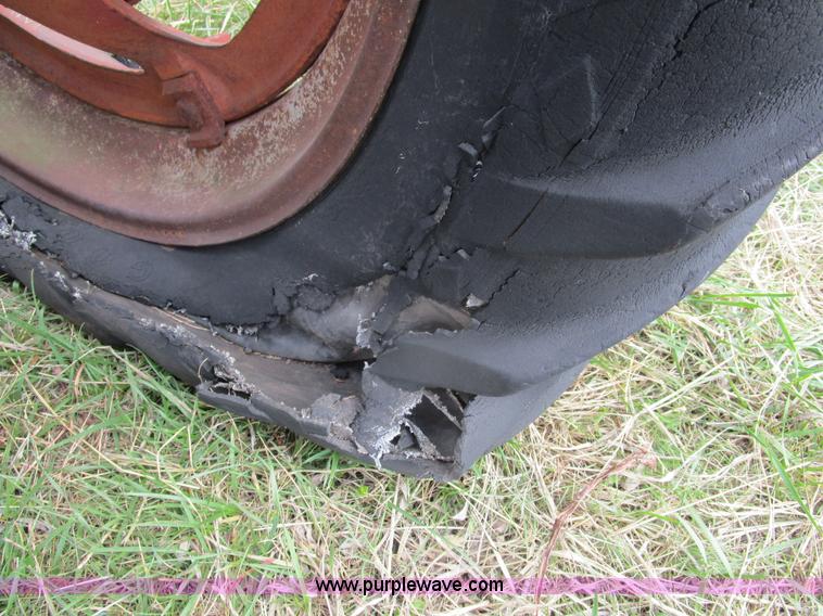 image for item BA9330 1948 Farmall H tractor