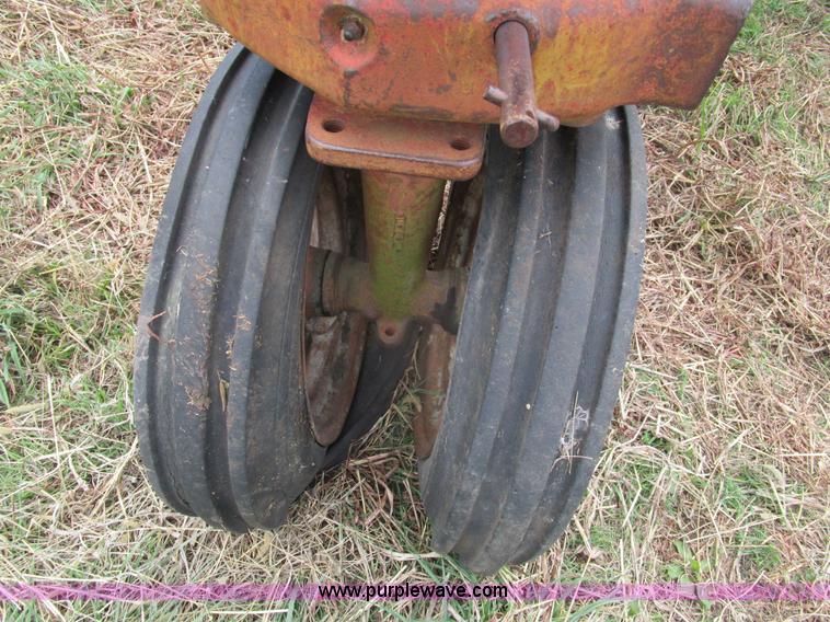 image for item BA9330 1948 Farmall H tractor