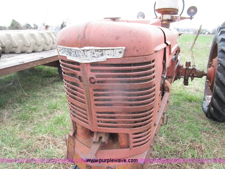 image for item BA9330 1948 Farmall H tractor