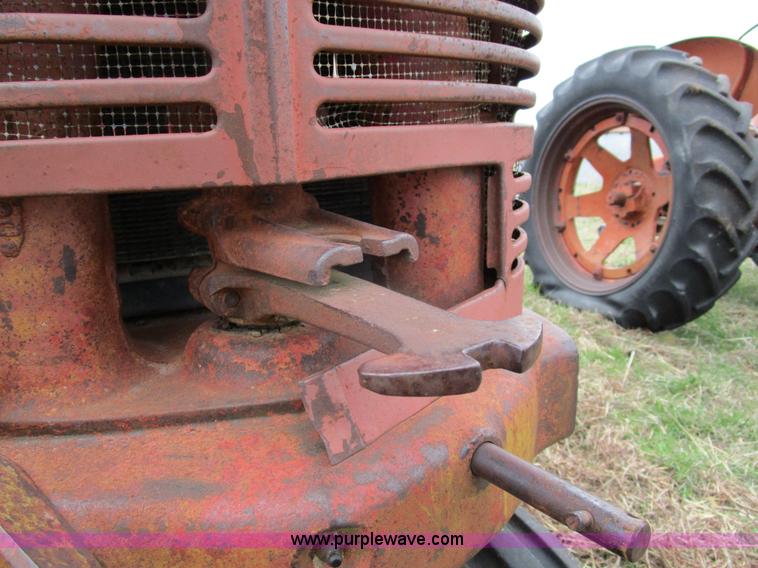 image for item BA9330 1948 Farmall H tractor