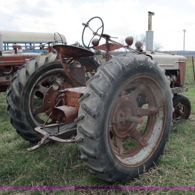 image for item BA9332 1943 Mccormick Farmall H tractor
