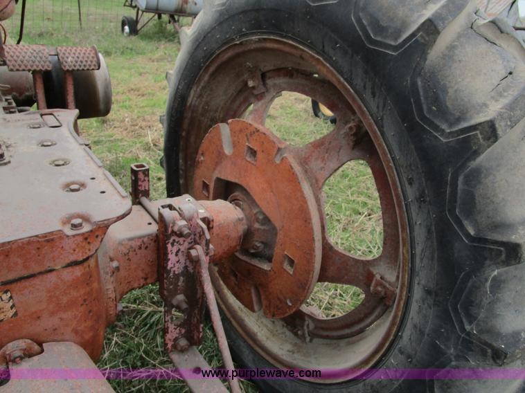 image for item BA9332 1943 Mccormick Farmall H tractor