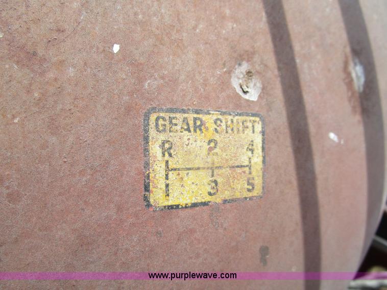 image for item BA9339 1950 Mccormick Farmall M tractor