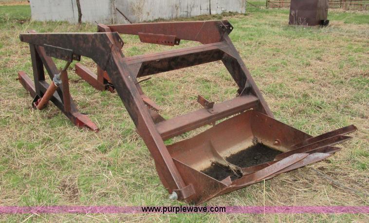 image for item BA9339 1950 Mccormick Farmall M tractor