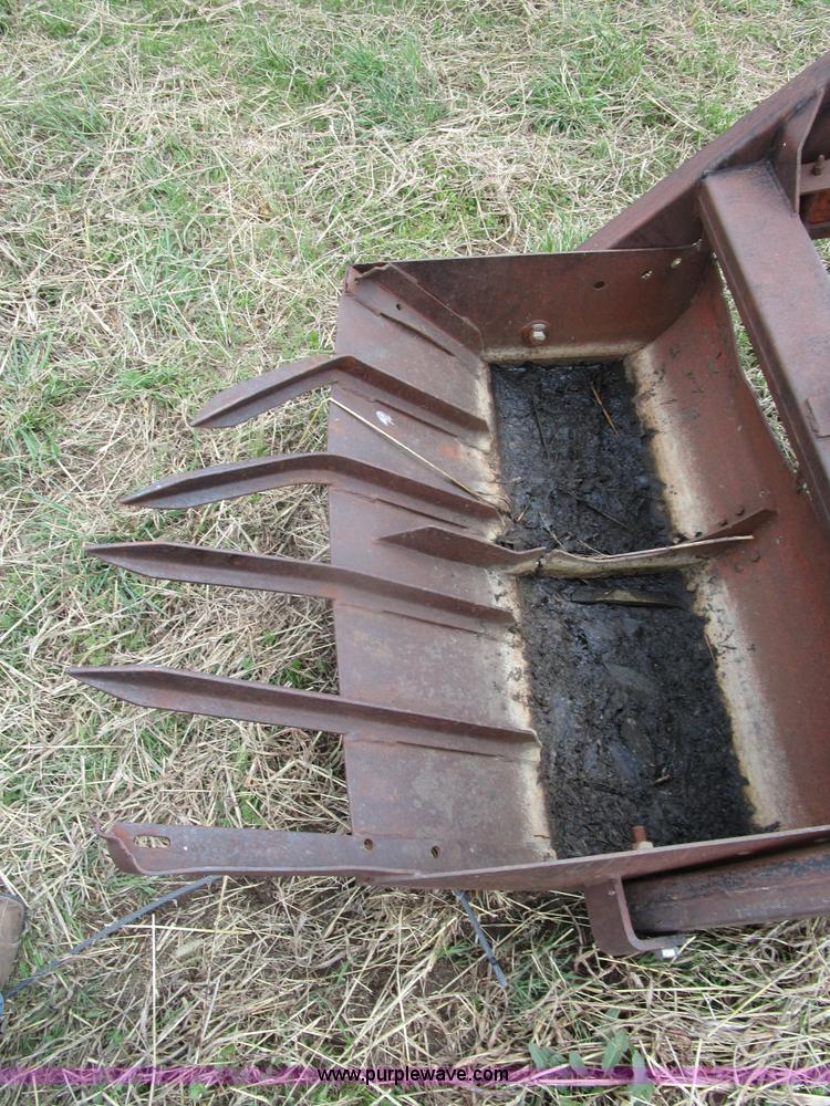 image for item BA9339 1950 Mccormick Farmall M tractor