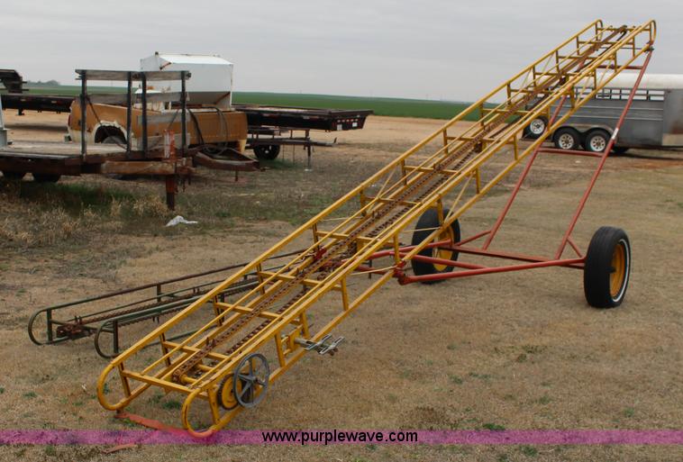 image for item BC9225 (2) small square bale elevators