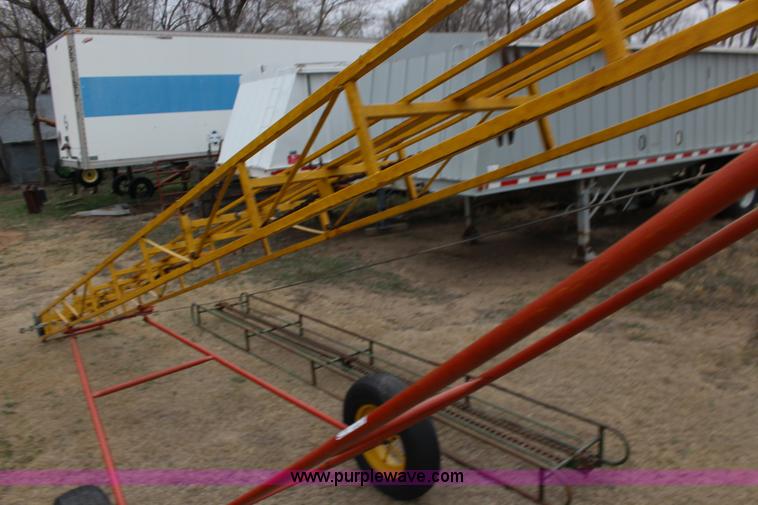image for item BC9225 (2) small square bale elevators