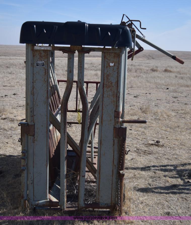 image for item BP9930 WW squeeze chute