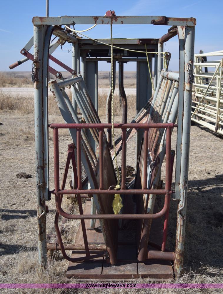 image for item BP9930 WW squeeze chute