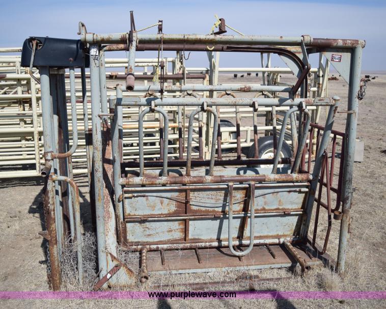 image for item BP9930 WW squeeze chute