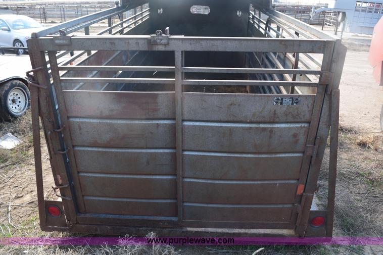 image for item E6184 1993 CM livestock trailer
