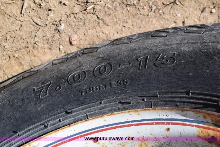 image for item E6184 1993 CM livestock trailer