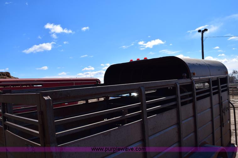 image for item E6184 1993 CM livestock trailer