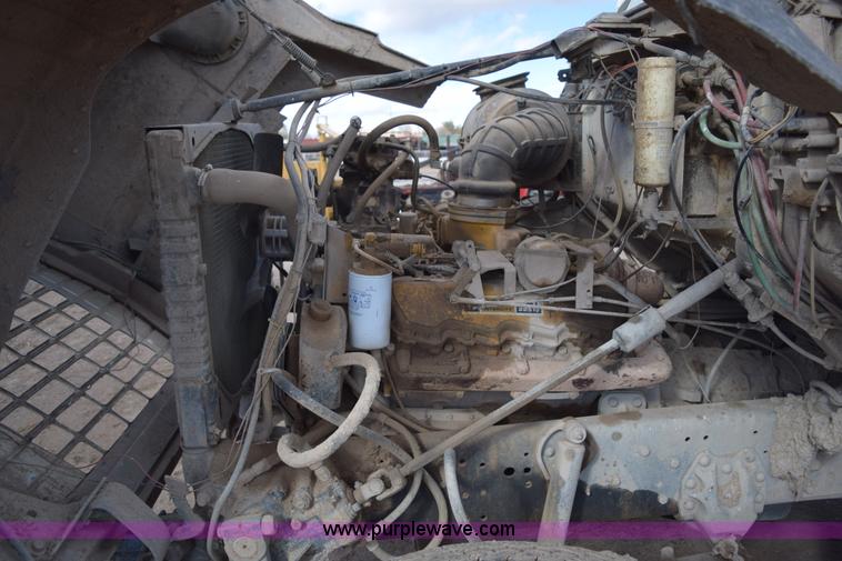 image for item E6185 1983 Ford 880 dump truck