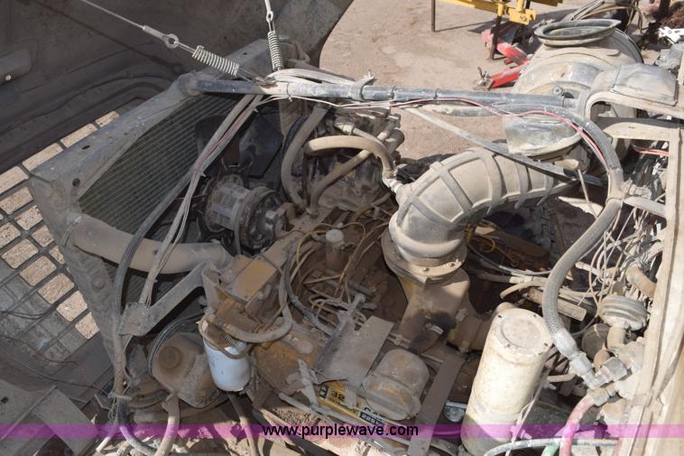 image for item E6185 1983 Ford 880 dump truck