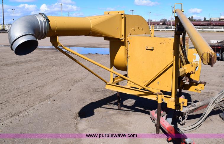 image for item E6188 Hitchcock bunk blower