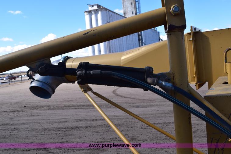 image for item E6188 Hitchcock bunk blower