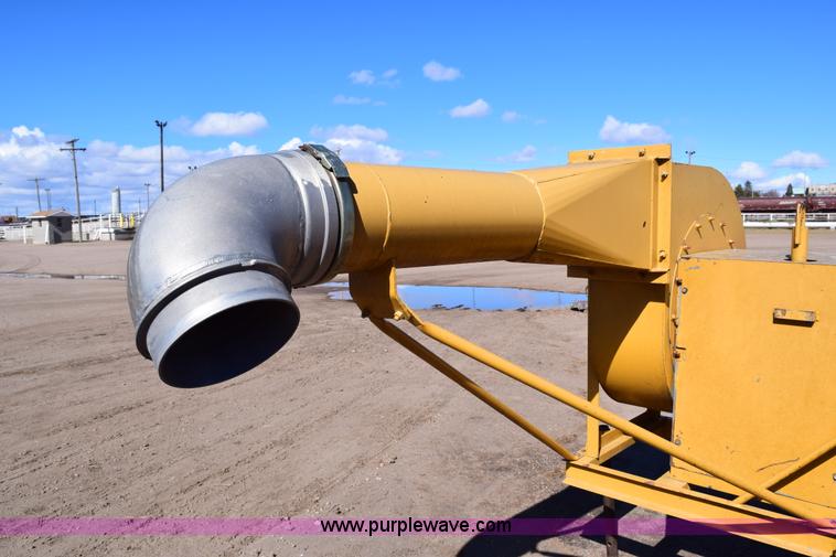 image for item E6188 Hitchcock bunk blower