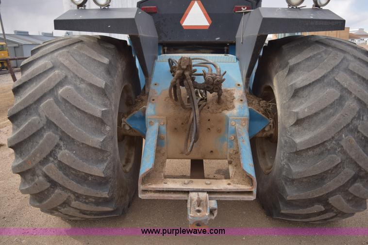 image for item E6189 1991 Ford 876 Versatile Designation 6 4WD tractor